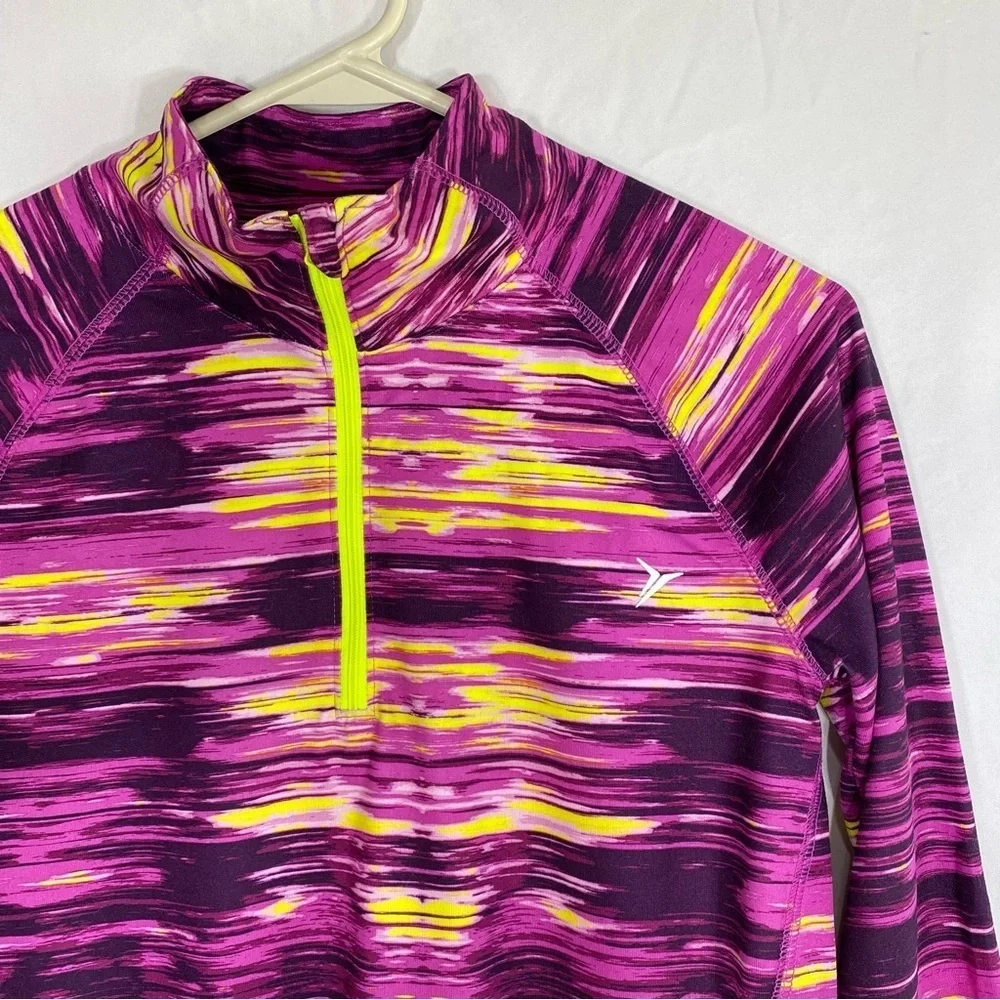 Old Navy Active Long Sleeve Athletic Pullover